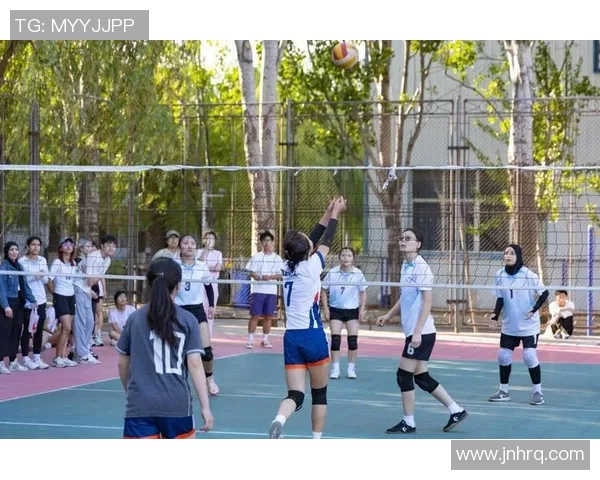 实时新闻上海排球队在排球团队协作排行榜中荣获第四名展现出强大实力与团队精神